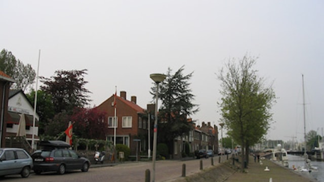 Bedrijfspand - Hellevoetsluis - Hoofdwachtstraat 1