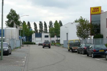 Kantoorpand - Dordrecht - Planckstraat 82