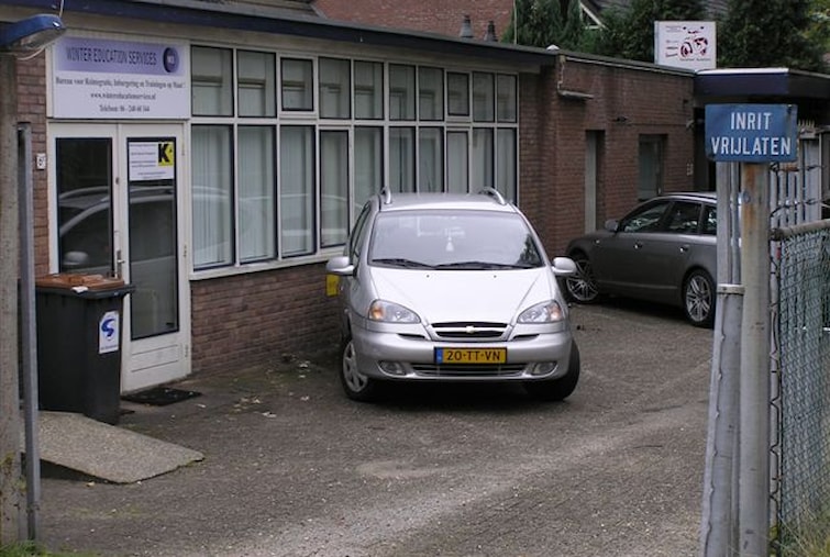 Bedrijfspand - Apeldoorn - Eendrachtstraat 6 A/C/D/E