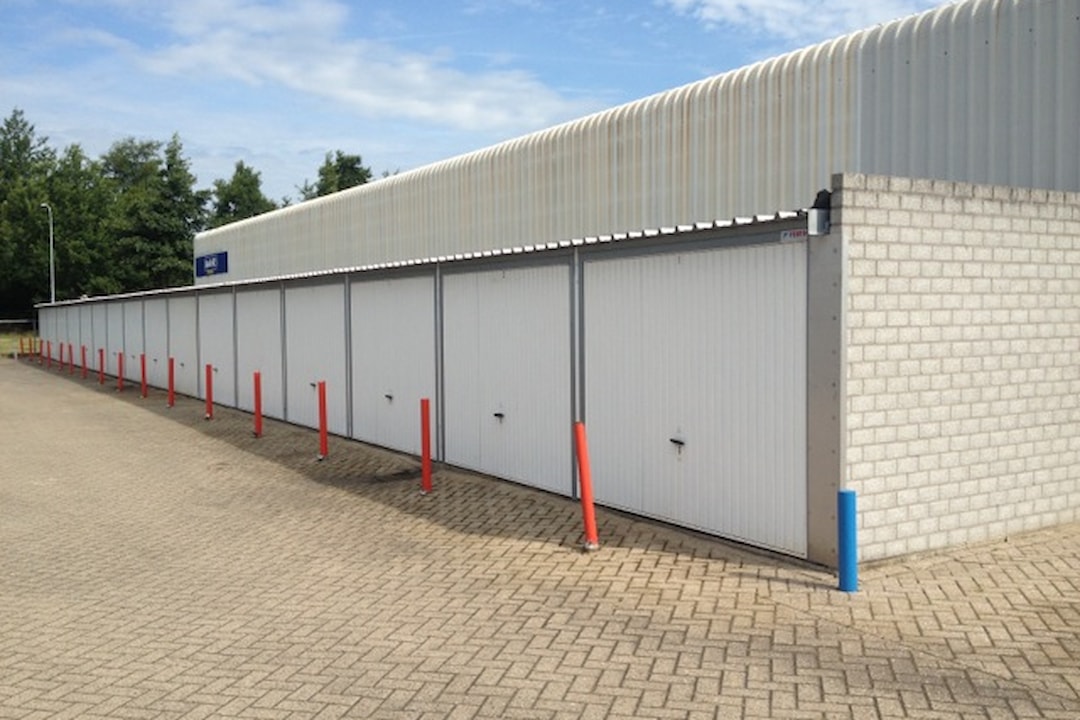 Image of Almere & Hilversum - 35 garageboxen