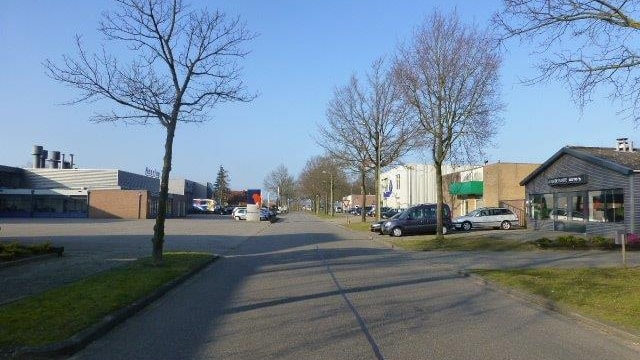 Bedrijfspand - Vaassen - Spinfondsweg 15