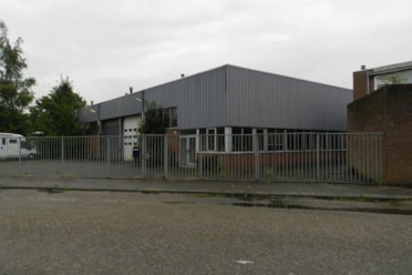 Bedrijfspand - Tilburg - Dostalstraat 46