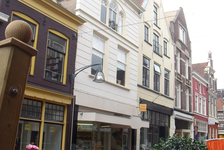 Woning / winkelpand - Deventer - Nieuwstraat 62 & Leusensteeg 5, 5A & 5B