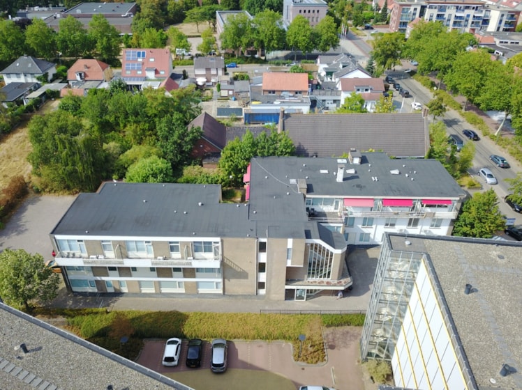Bedrijfspand - Rhenen - Nieuwe Veenendaalseweg 51a-53