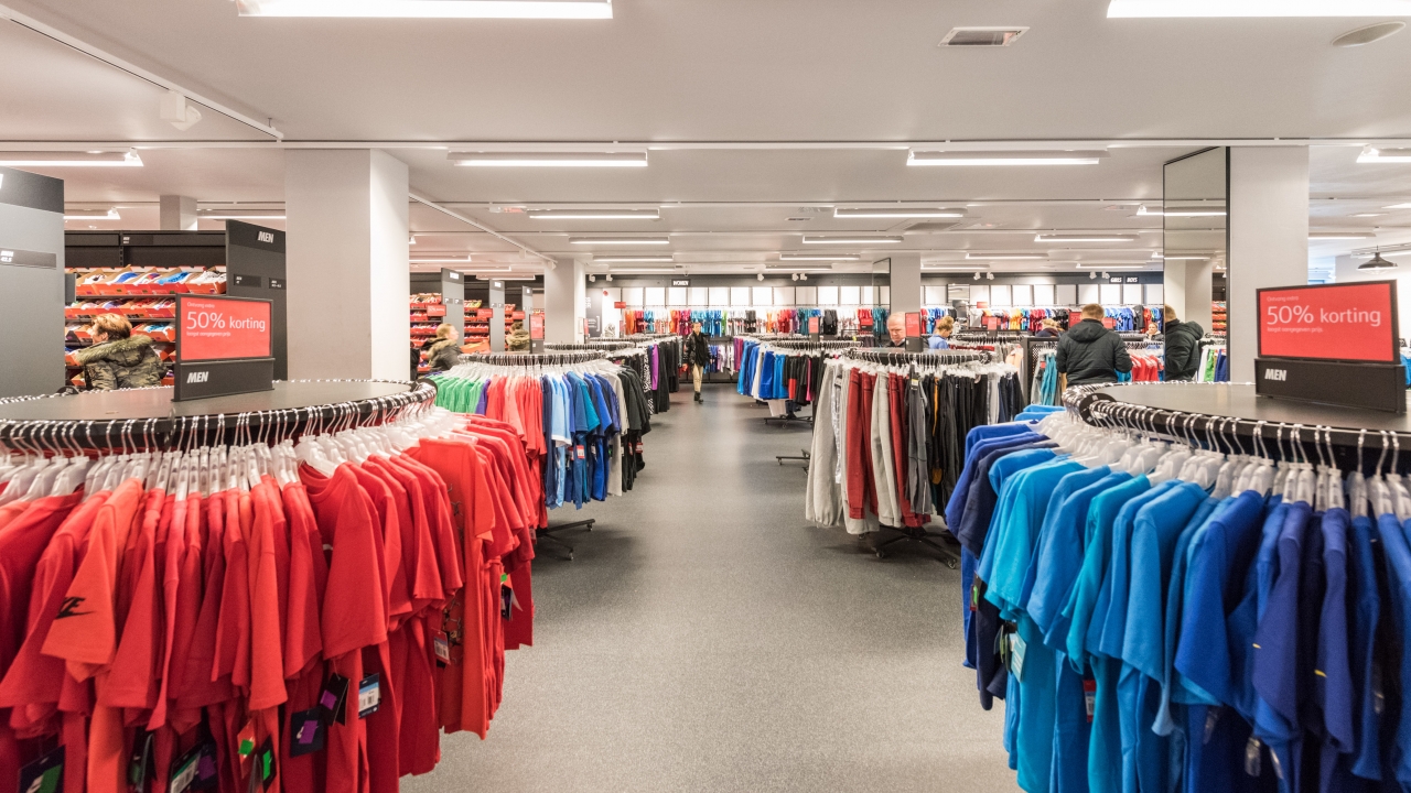 Winkelpand | Eindhoven, Winkelcentrum Woensel 275 | beleggingspanden.nl