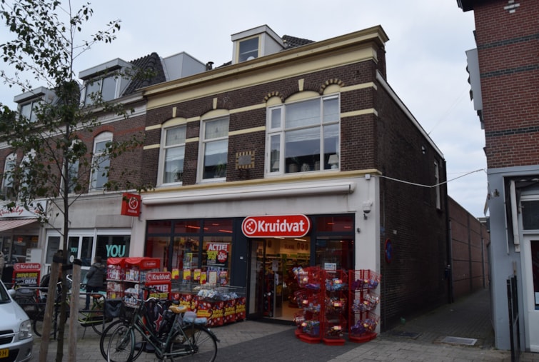 Woning / winkelpand - Hoek van Holland - Prins Hendrikstraat 253 255