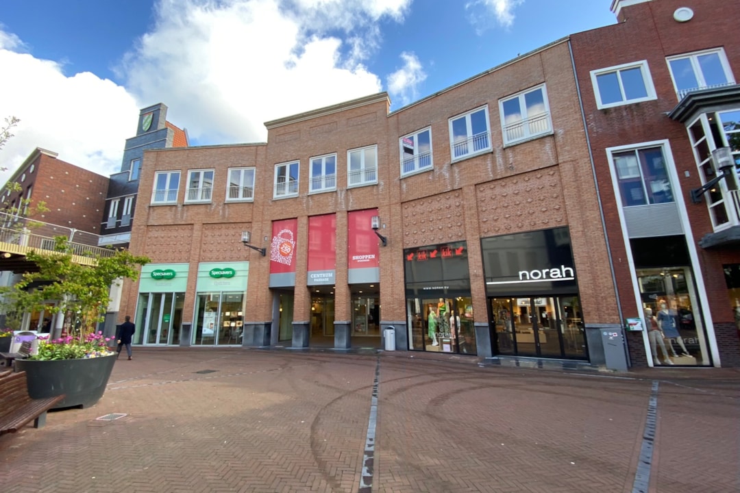 Image of Spijkenisse, Uitstraat 139, 139A en Nieuwstraat 186