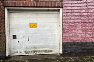 Garagebox - Den Haag - Minckelersstraat 1